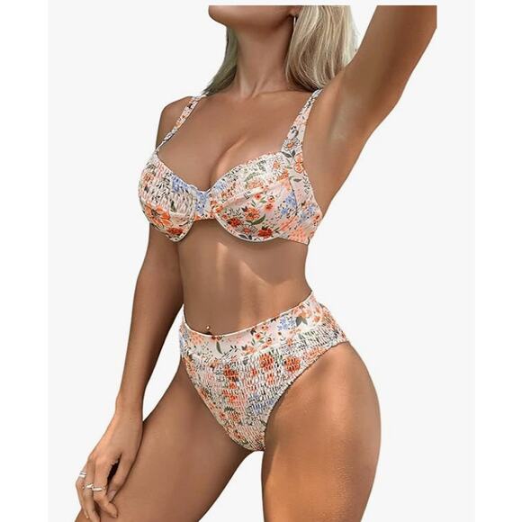 Soly Hux Women's Bikini Size L Floral Print Smocked Underwire NWOT - Picture 2 of 8